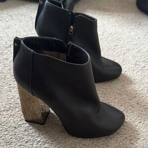 Lanvin blocky Elegant Black Ankle chunky gold Boots 38 7